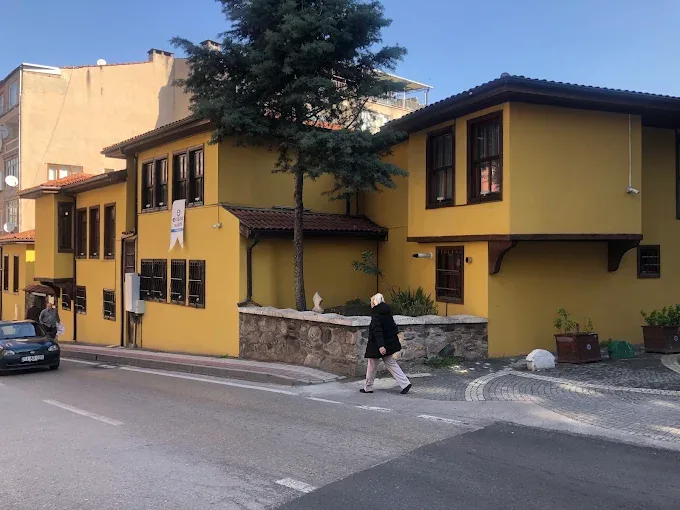 Kurtoğlu Kadın Eğitim ve Girişimcilik Merkezi